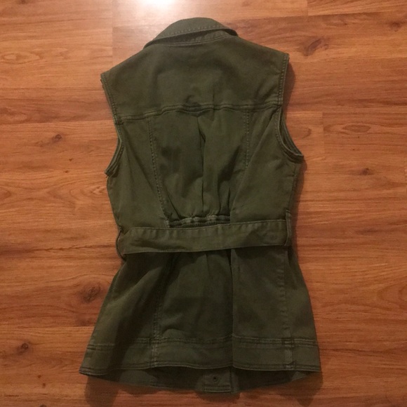Military style green vest - Picture 8 of 8